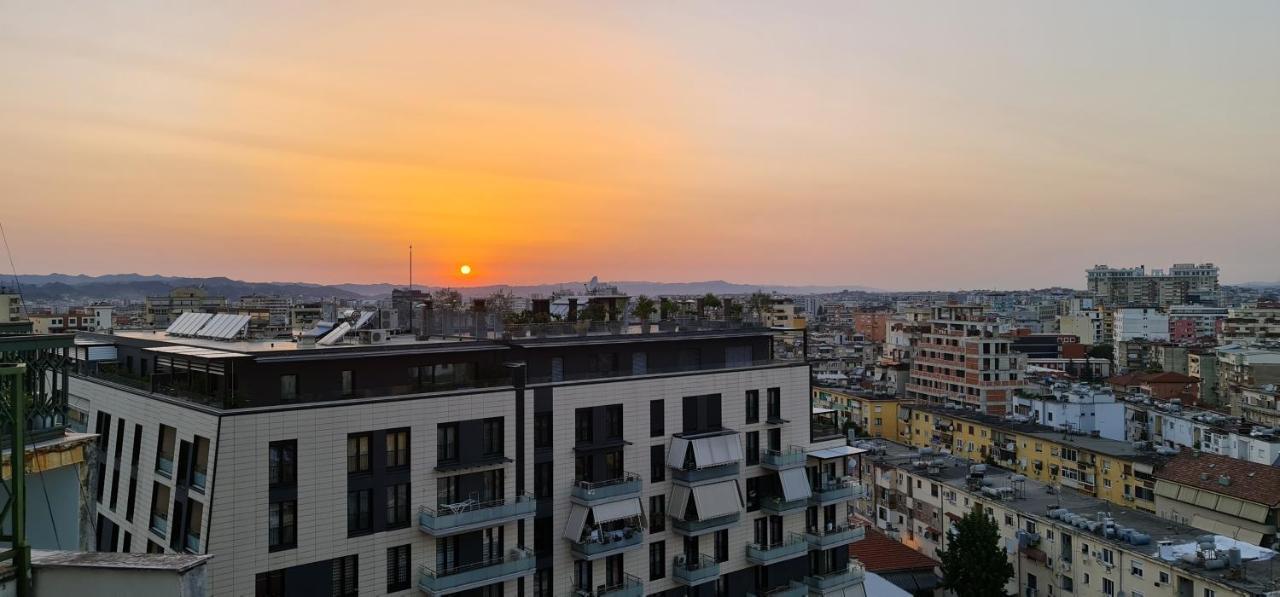 Sky Apartaments City Center Tirana Eksteriør billede
