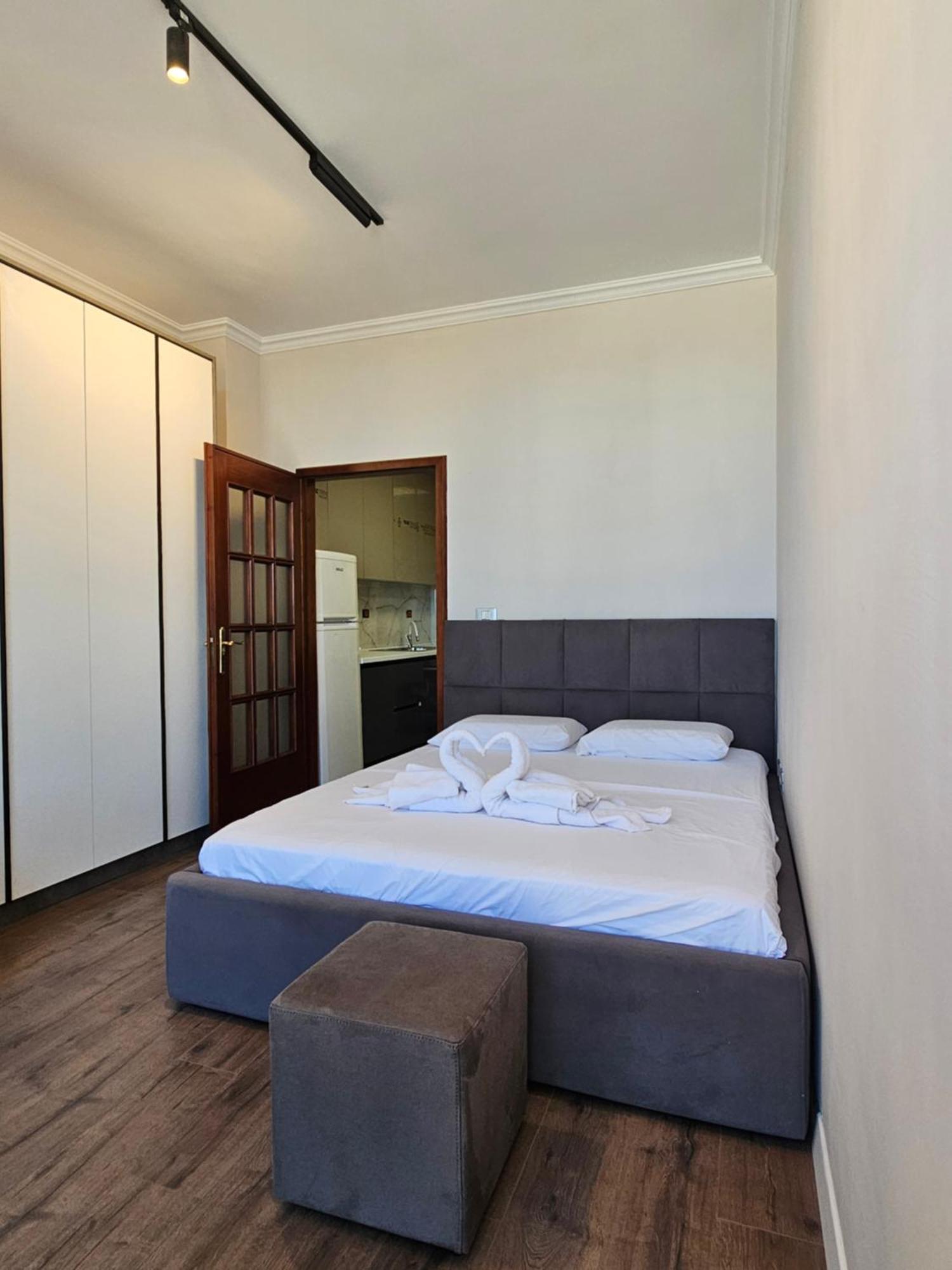 Sky Apartaments City Center Tirana Eksteriør billede