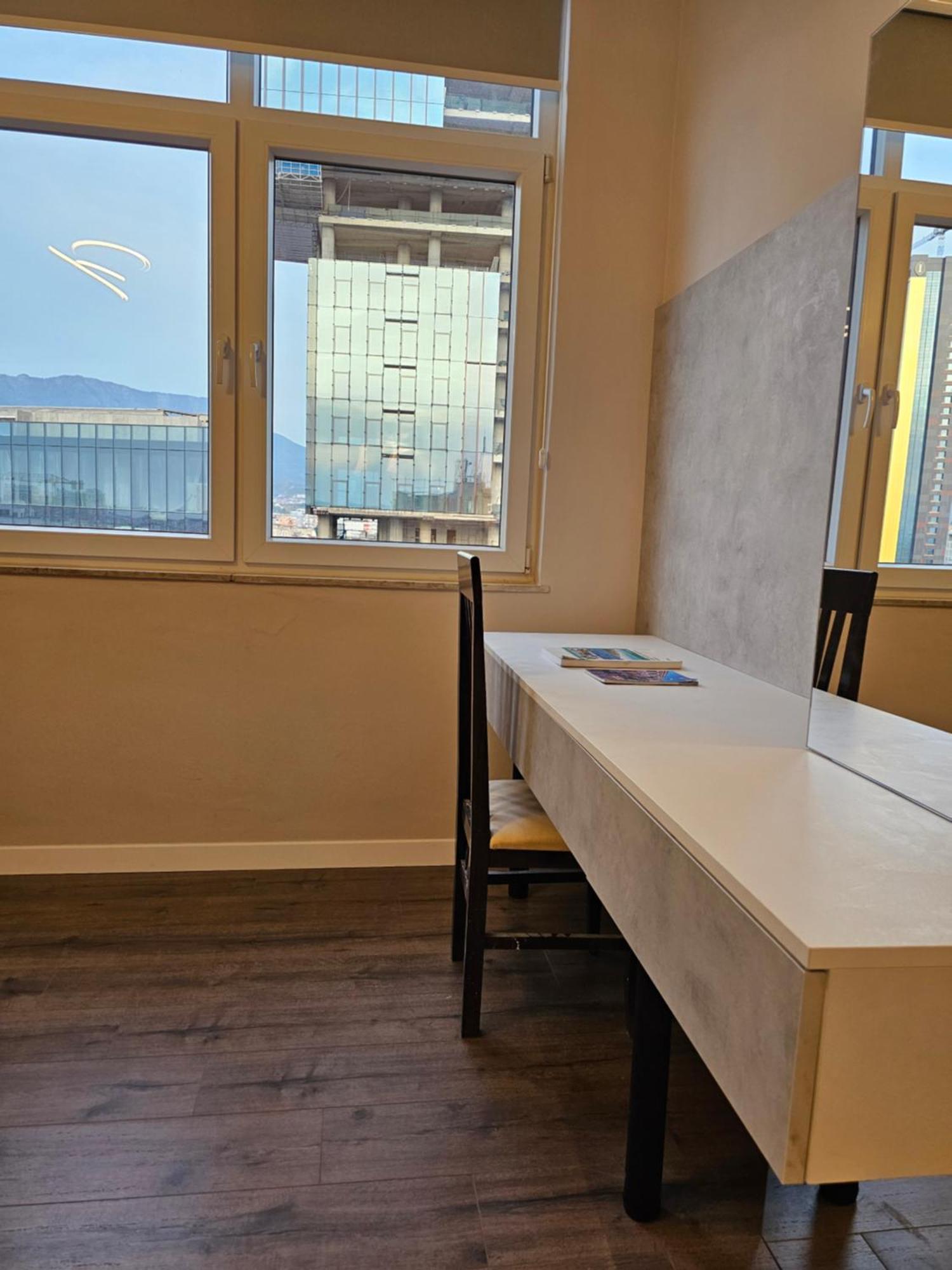 Sky Apartaments City Center Tirana Eksteriør billede