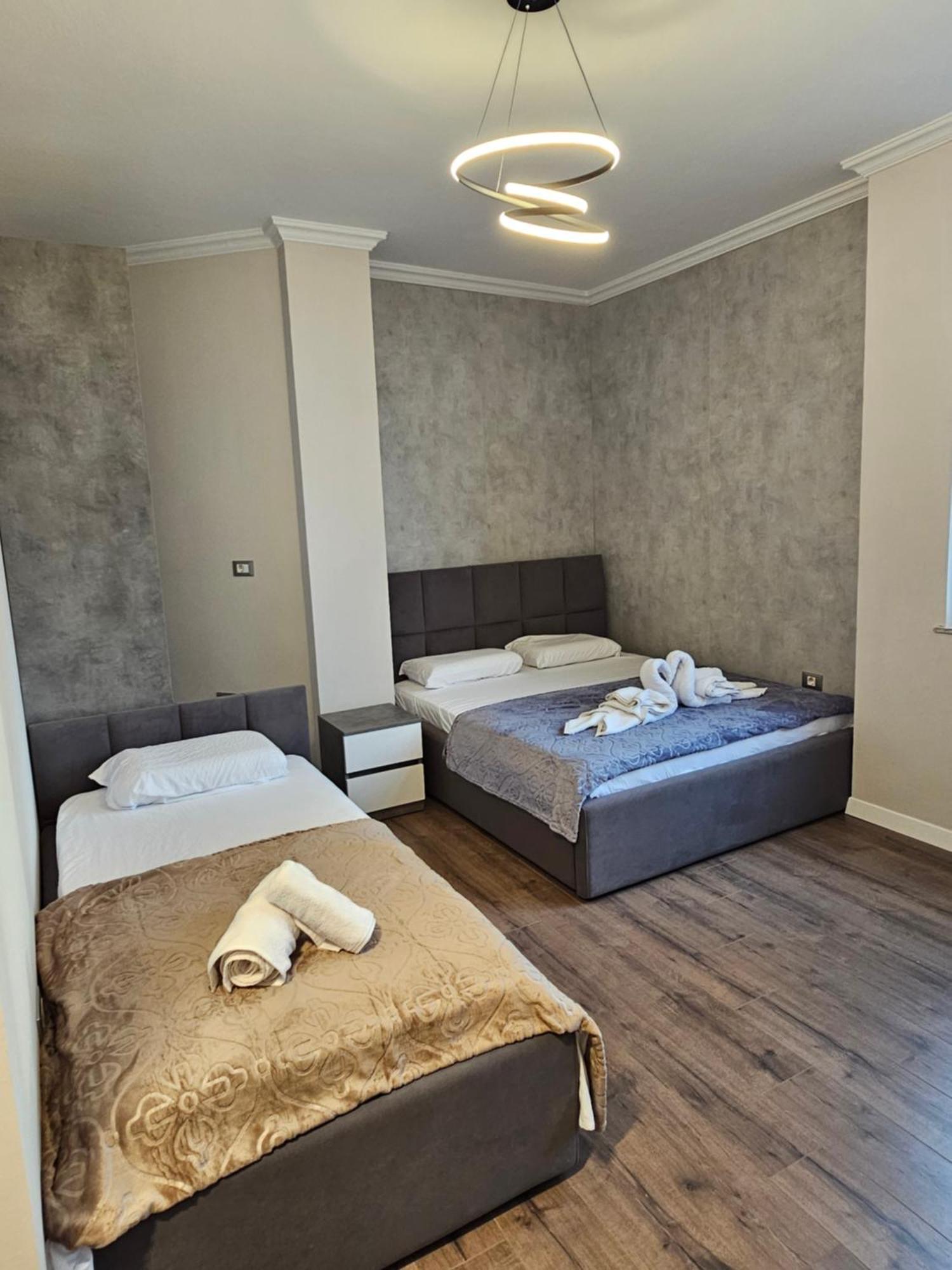 Sky Apartaments City Center Tirana Eksteriør billede